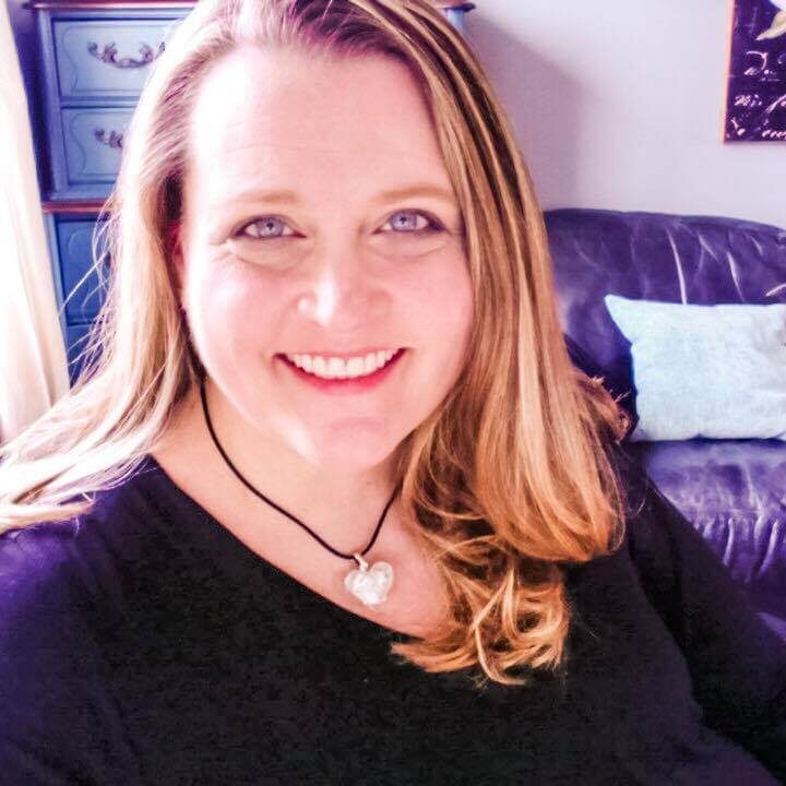 Heather Stephens Wise Owl Marketing Headshot of Woman in 40's with long brown hair